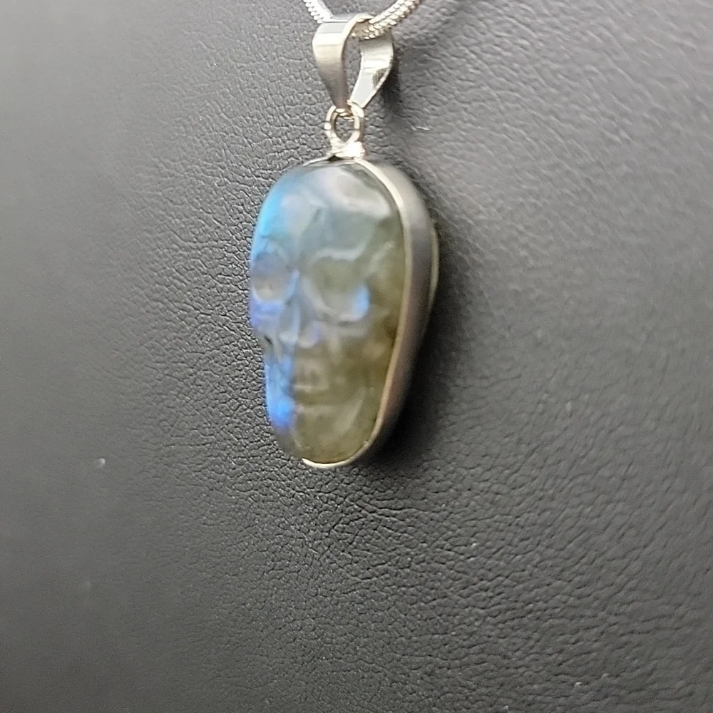 22" Silver Plate Necklace Gemstone Labradorite Skull Pendant Unisex NEW - Picture 6 of 8